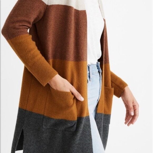 Madewell Oversized Kent Striped Cardigan Sweater in Coziest Yarn | XXS - Picture 3 of 12